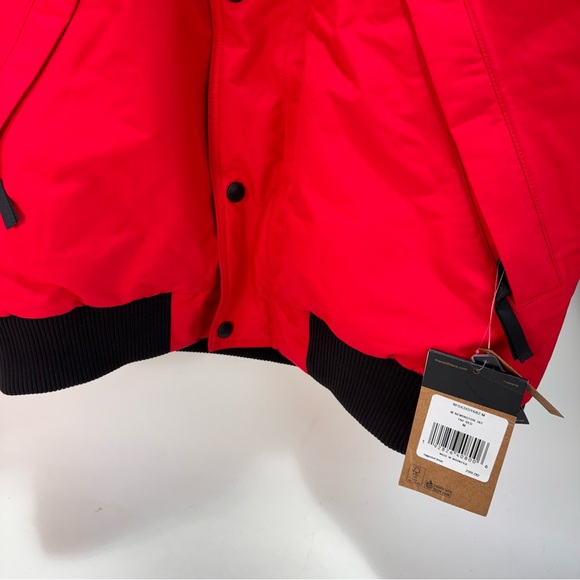 Red - Picture 4 of 7